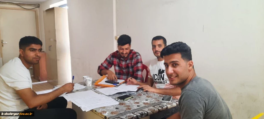 بازدید ریاست محترم آموزشکده فنی کشاورزی شهریار از روند ثبت نام نودانشجویان  3