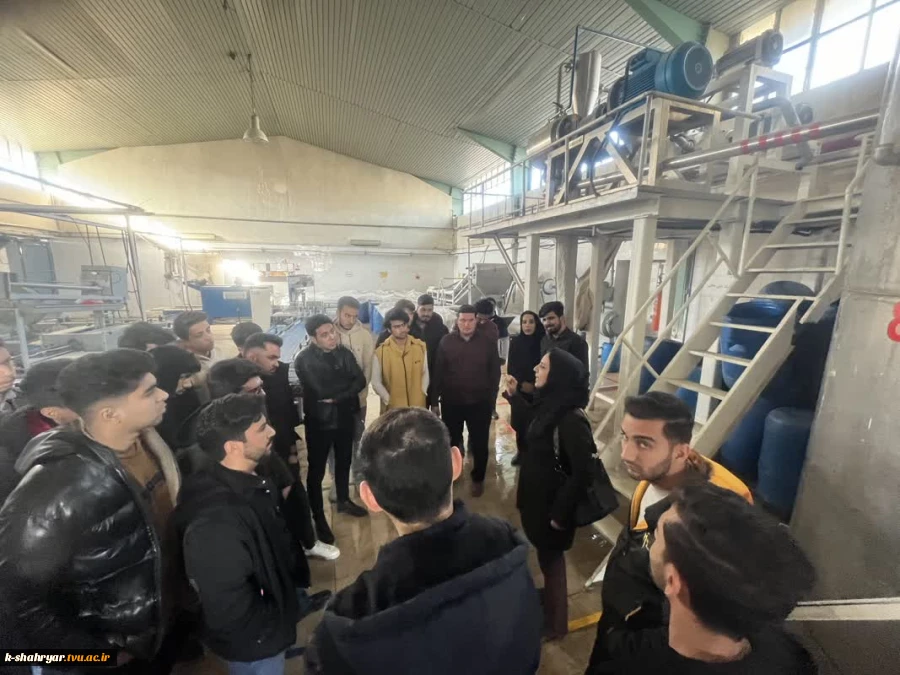 بازدید دانشجویان رشته صنایع غذائی آموزشکده فنی کشاورزی شهریار از کارخانه رب مهرچین 4
