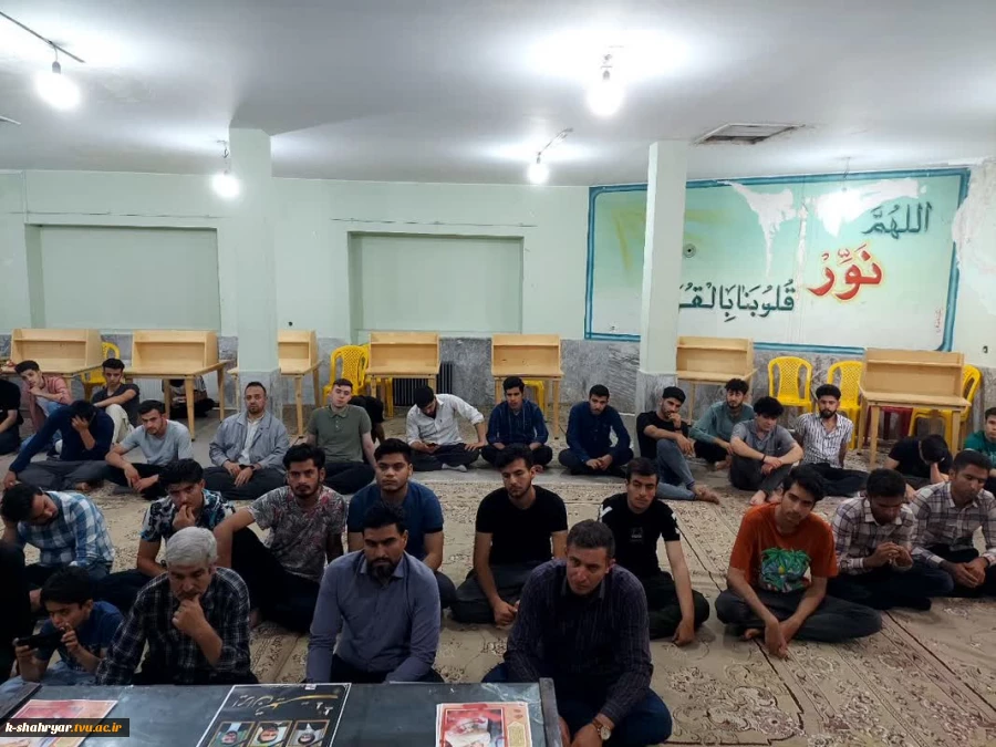 مراسم بزرگداشت آیت‌الله سید ابراهیم رئیسی و هئیت همراهش در دانشکده فنی کشاورزی شهریار 6