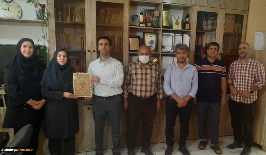تقدیر و تشکر از مسول روابط عمومی آموزشکده ملی مهارت کشاورزی شهریار به مناسبت روزجهانی ارتباطات و روابط عمومی 2
