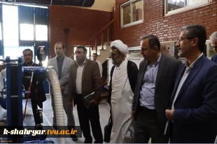 در آستانه آغاز سال تحصیلی جدید و همزمان با فرارسیدن هفته دفاع مقدس صورت پذیرفت؛
بازدید معاون آموزشی دانشگاه ملی مهارت از کارگاه‌های آموزشی دانشکده فنی انقلاب اسلامی و برگزاری مراسم گرامیداشت هفته دفاع مقدس و آیین گلاب شویی در جوار مقبره مطهر شهدای گمنام 