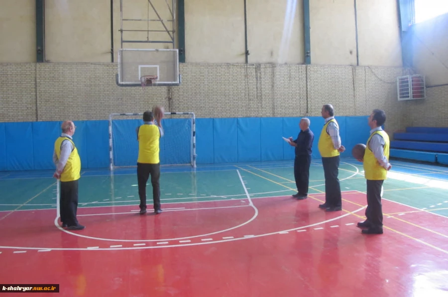 برگزاری مسابقه پرتاب توپ به حلقه بسکتبال ویژه آقایان 4
