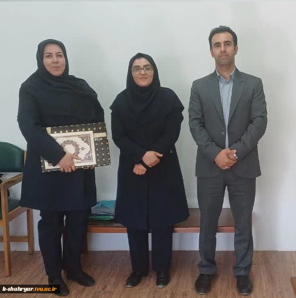 تقدیر از شرکت دانش بنیان قوای محرکه دیناموتور درخصوص اهدای تجهیزات در حوزه ارتباط با صنعت  3