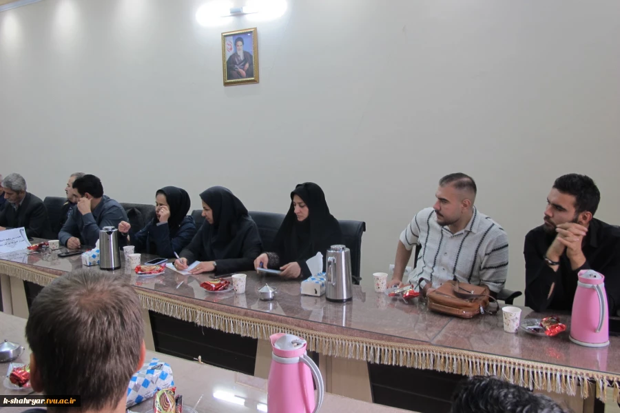 جلسه پرسش و پاسخ نمایندگان دانشجویان کانون‌ها، شوراها و تشکل‌ها با حضور ریاست و مسئولین دانشکده صفادشت 5