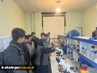 ‌برگزاری رویداد «روز باز دانشکده» از آزمایشگاه ها و کارگاه های مرکز به مناسبت هفته جهانی کارآفرین 4