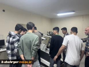 ‌برگزاری رویداد «روز باز دانشکده» از آزمایشگاه ها و کارگاه های مرکز به مناسبت هفته جهانی کارآفرین 7