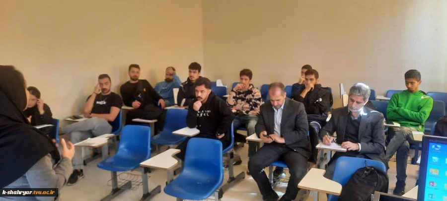 کارگاه آموزشی روش های درمان ایدز و هپاتیت، راه های پیشگیری و راه های انتقال آن 5