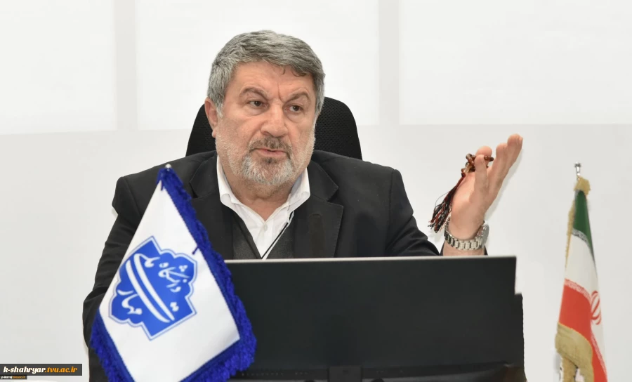 دکتر حضرتی در نشست تخصصی مدیران روابط عمومی دانشگاه ملی مهارت:
فارغ التحصیل دانشگاه ملی مهارت باید پرچم‌دار مهارت باشد. 2