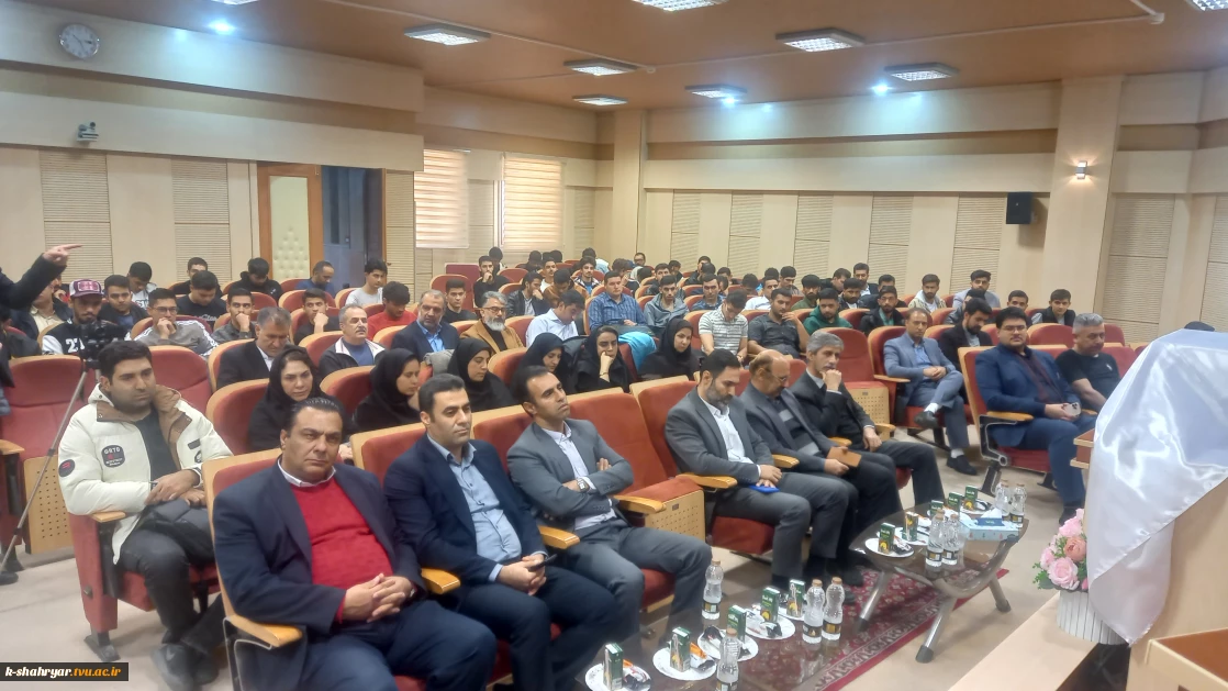 برگزاری مراسم هفته پژوهش و تقدیر از پژوهشگران برتر دانشکده صفادشت (کشاورزی - تربیت بدنی)