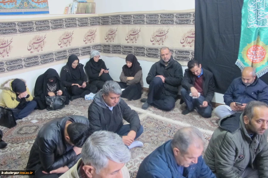 ویژه برنامه سالروز شهادت امام هادی(ع) در نمازخانه دانشکده صفادشت برگزار شد 5